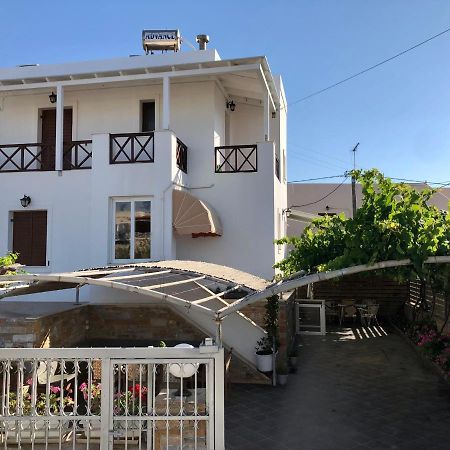 דירות פיניקאס Dea House מראה חיצוני תמונה